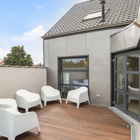 Apartment Schitterende Loft Met Jacuzzi En Sauna In *