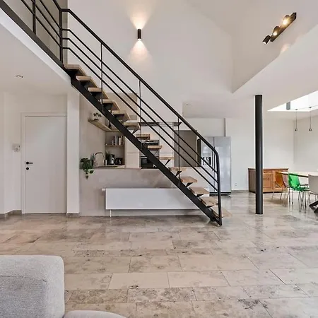 Schitterende Loft Met Jacuzzi En Sauna In * Mechelen