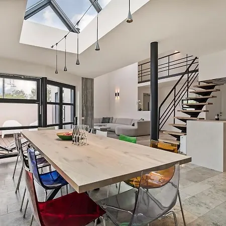 Schitterende Loft Met Jacuzzi En Sauna In * Mechelen